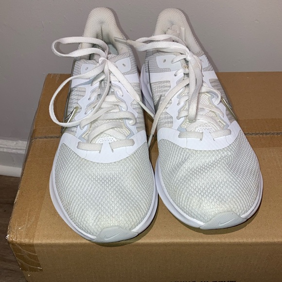Nike Shoes - Nike running shoes